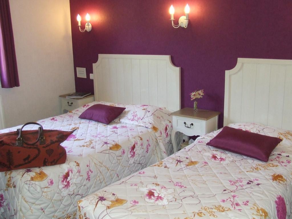 Hotel De La Poste Chagny  Room photo